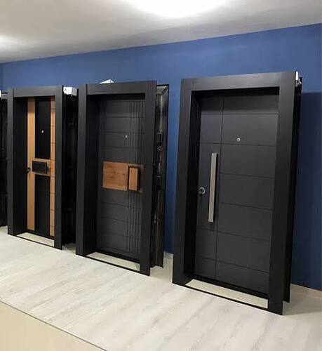 images - 2025-09-16T215207.092